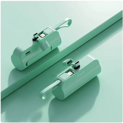 Chargeur portable 5000 mAh avec câble intégré